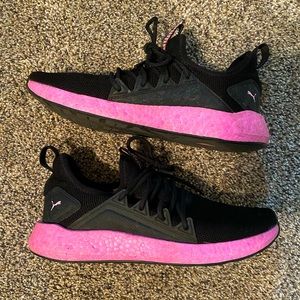 Women’s Puma Tennis Shoes